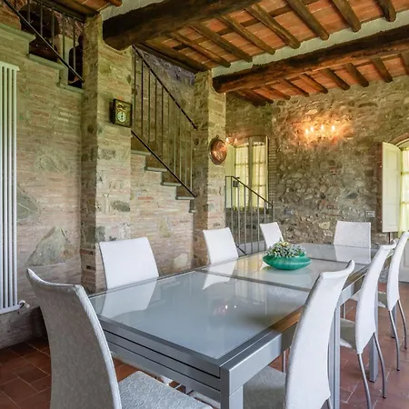 Il Castello Di Mammoli A Holiday home Lucca